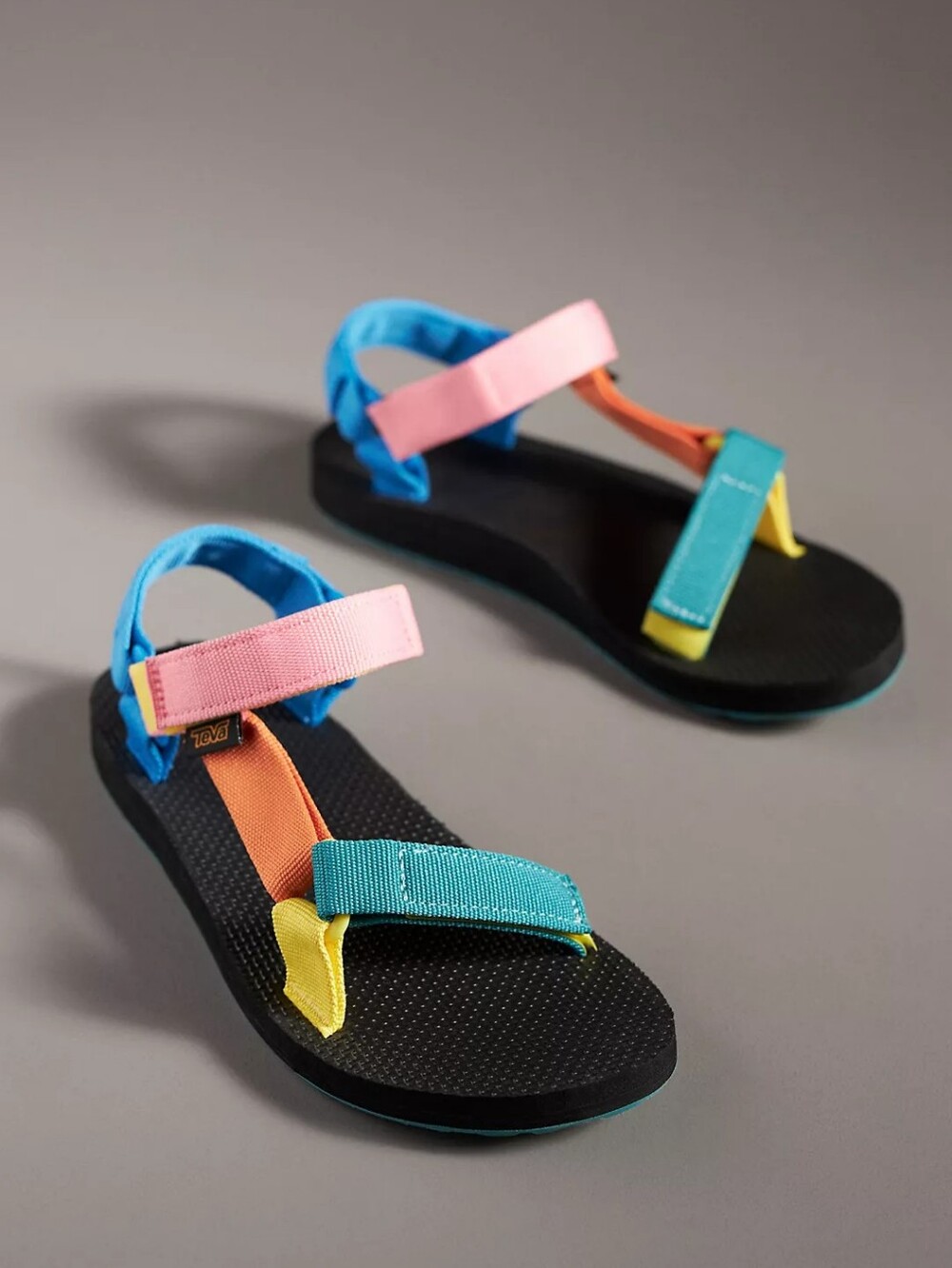 Teva NWOT Original Universal Colorblock Sandals
